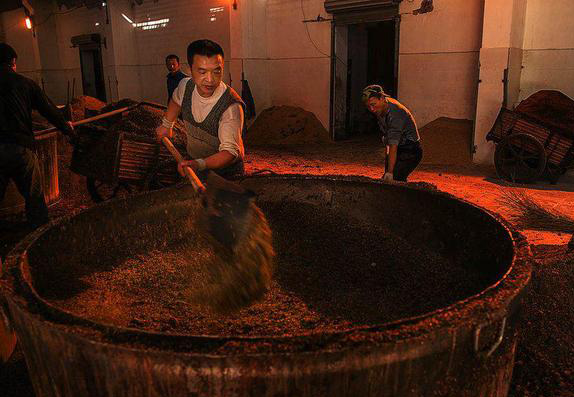 散酒加盟應該注意什么 如何發(fā)展規(guī)劃