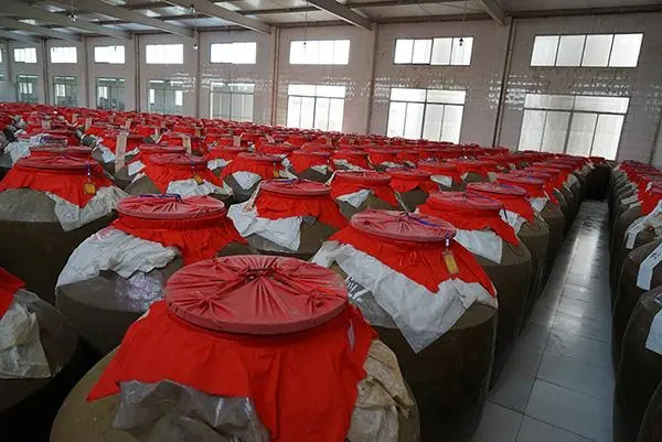 如何區(qū)別“純糧酒”和“勾兌酒”？教你3招辨別